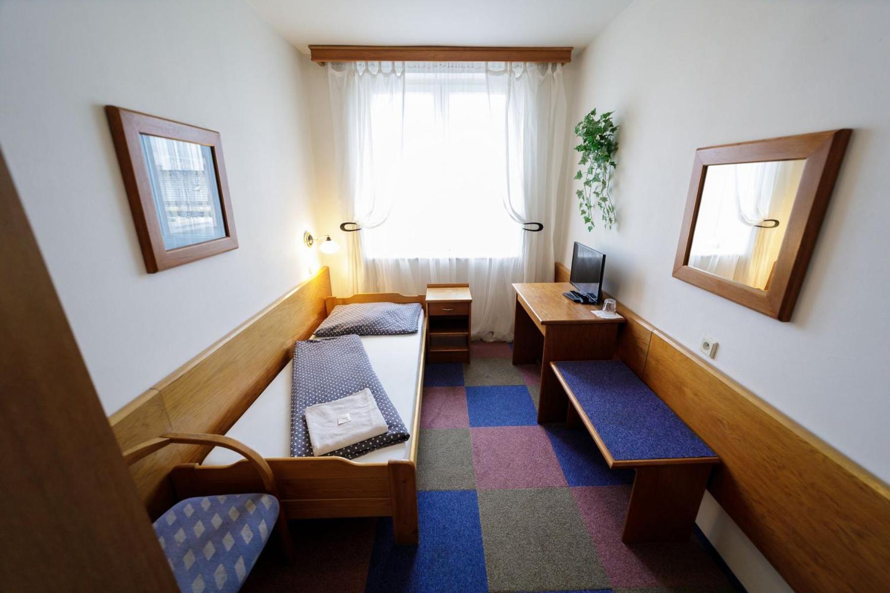Hotel Peliny Chocen Zewnętrze zdjęcie